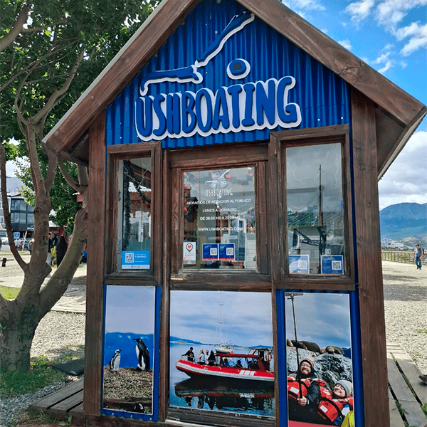 USHBOATING - Navegación a Pingüinera desde Puerto Almanza. Turismo Navegación.- Foto Principal - Ushuaia City USHBOATING - Navegación a Pingüinera desde Puerto Almanza. Turismo Navegación.- Foto Principal - Ushuaia City