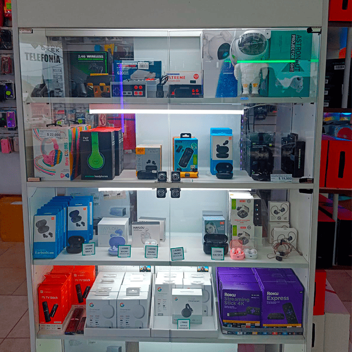 PLAY GEEK - Stores - IT - Telephony - Video games - Picture 2 - Ushuaia City