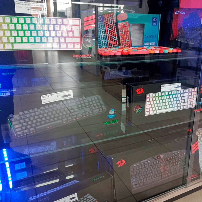PLAY GEEK - Stores - IT - Telephony - Video games - Picture 24 - Ushuaia City